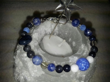 BLAUES ARMBAND